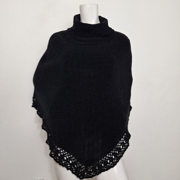 Newport News Black Super Soft Turtleneck Bohemian Crochet Hem Sweater Poncho O/S - Picture 1 of 13
